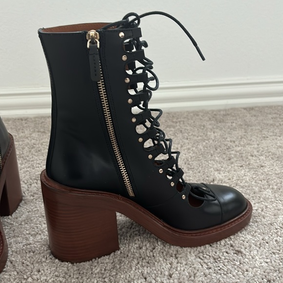 CHLOE LACE-UP MAY LEATHER BOOTIES 8/8.5 - Picture 7 of 11